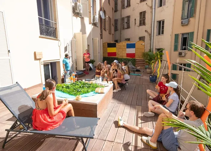 Antares Hostel Nice