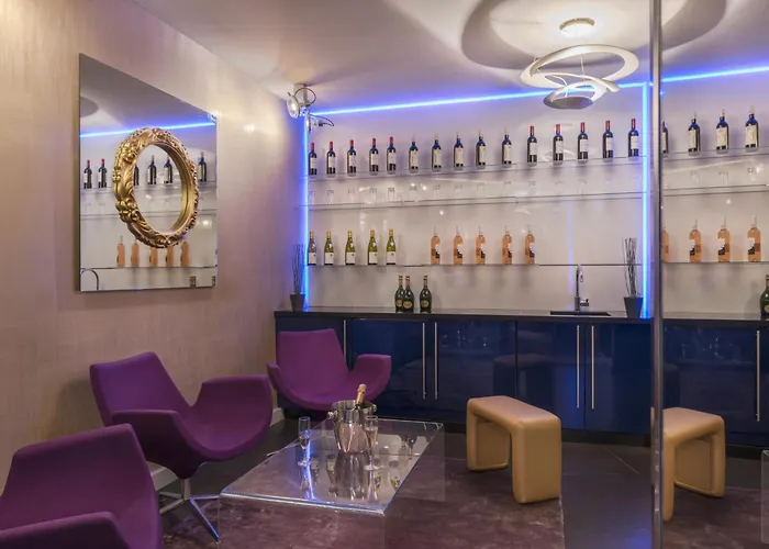 Le Bon Hotel Neuilly-sur-Seine