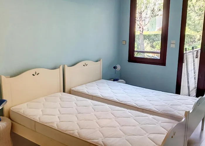 Henri Camille Real Estate - Lys - 7Min Center Villa Cannes