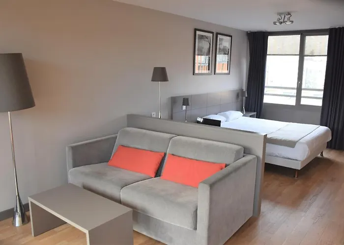Adonis Lyon Dock Ouest Aparthotel