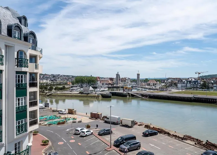 Sowell Hotels Le Beach Trouville-sur-Mer