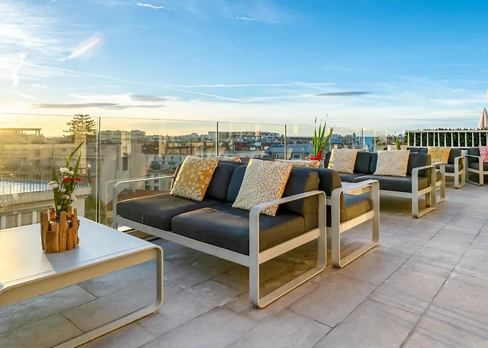 Best Nice Hotels For Families With Kids near Promenade des Anglais