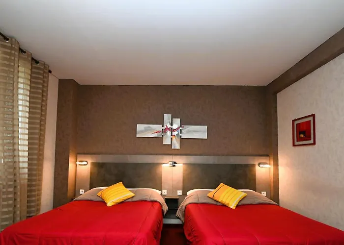Hotel La Croix Blanche Tarbes