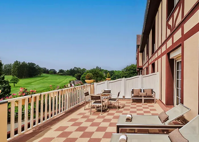 Hotel Barriere L'Hotel Du Golf Saint-Arnoult 