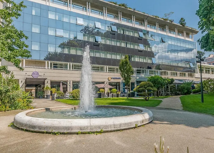 Le Riviera - Hotel Restaurant & Spa - Ex Golden Tulip Aix Les Bains Aix-les-Bains