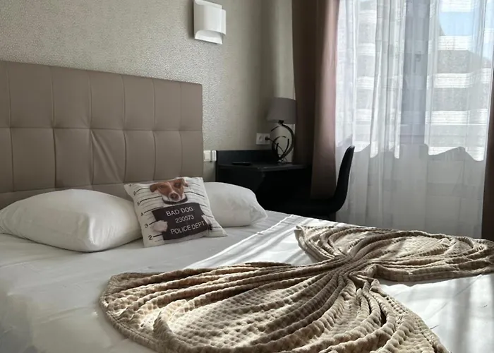 Square Hotel Aurillac