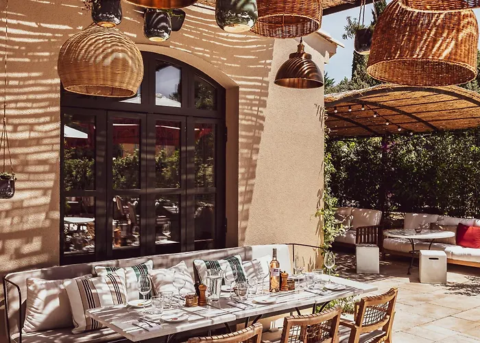 Saint-Tropez hotels near St. Tropez Harbor