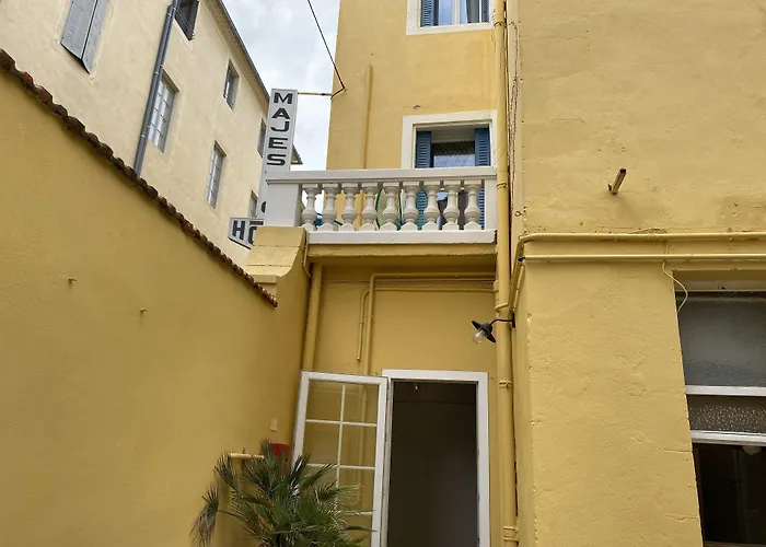Hotel Majestic Nimes