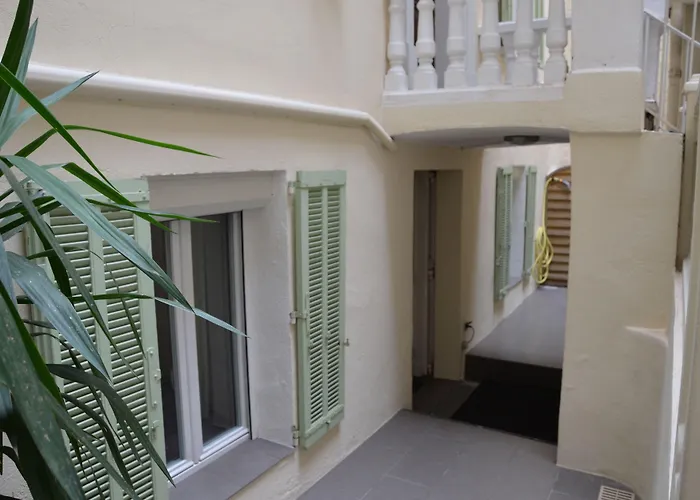 Meubles Gambetta Apartment Cannes