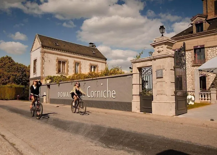 Domaine De La Corniche Hotel Rolleboise
