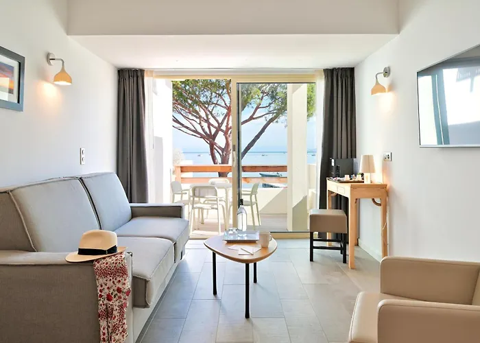 Hotel La Roya Saint-Florent 