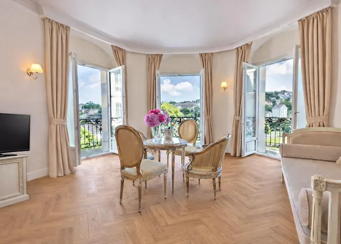 Lourdes Hotels