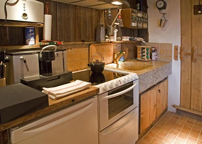 Hotel Les Chalets De Philippe Avec Jacuzzis Privatifs Chamonix