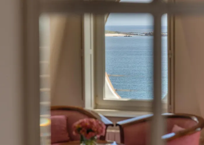 Manoir De Lan Kerellec - Relais & Chateaux - Etoile Michelin Trebeurden