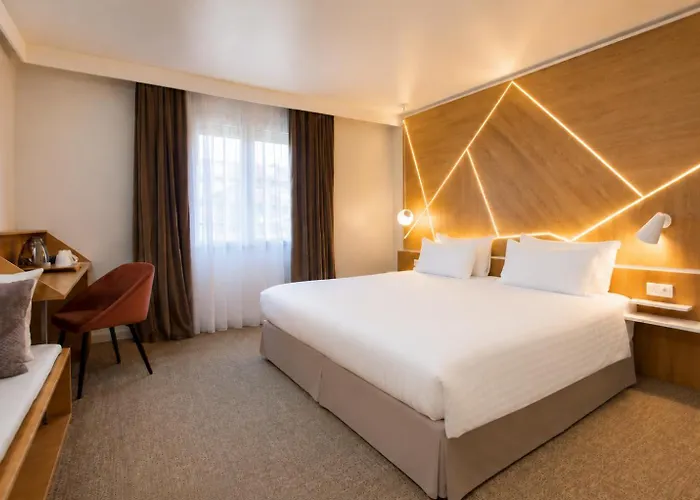 Best Western Plus Paris Meudon Ermitage