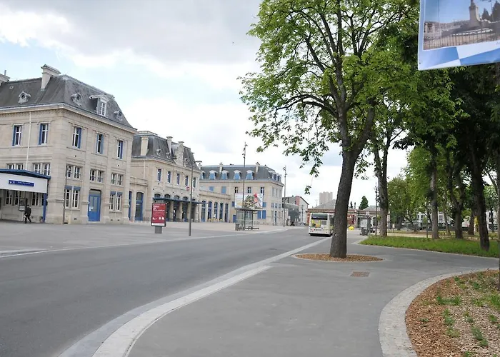 Hotel De Paris Charleville-Mezieres