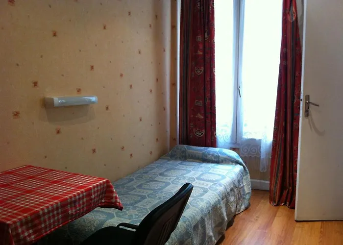 Hotel Des Arts Paris