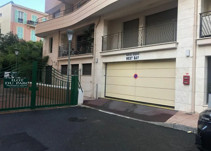 West Bay Apartment Menton